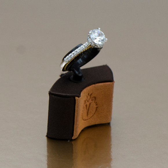 Verragio Couture 0457RD-2WR Engagement Ring - Picture 2 of 4